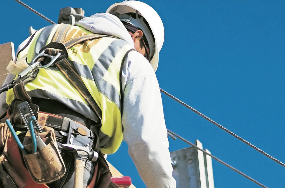 RESUMEN INFORMATIVO DEL FORO DE DEBATE SOBRE LA RESPONSABILIDAD LABORAL Y ADMINISTRATIVA POR INCUMPLIMIENTO DE LA NORMATIVA DE PREVENCIÓN DE RIESGOS LABORALES