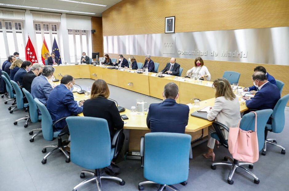 LA COMUNIDAD DE MADRID Y COLEGIOS PROFESIONALES DE UNIÓN INTERPROFESIONAL CONSTITUIRÁN UN FORO DE REFLEXIÓN Y ASESORAMIENTO EN MATERIA DE INFRAESTRUCTURAS Y TRANSPORTE