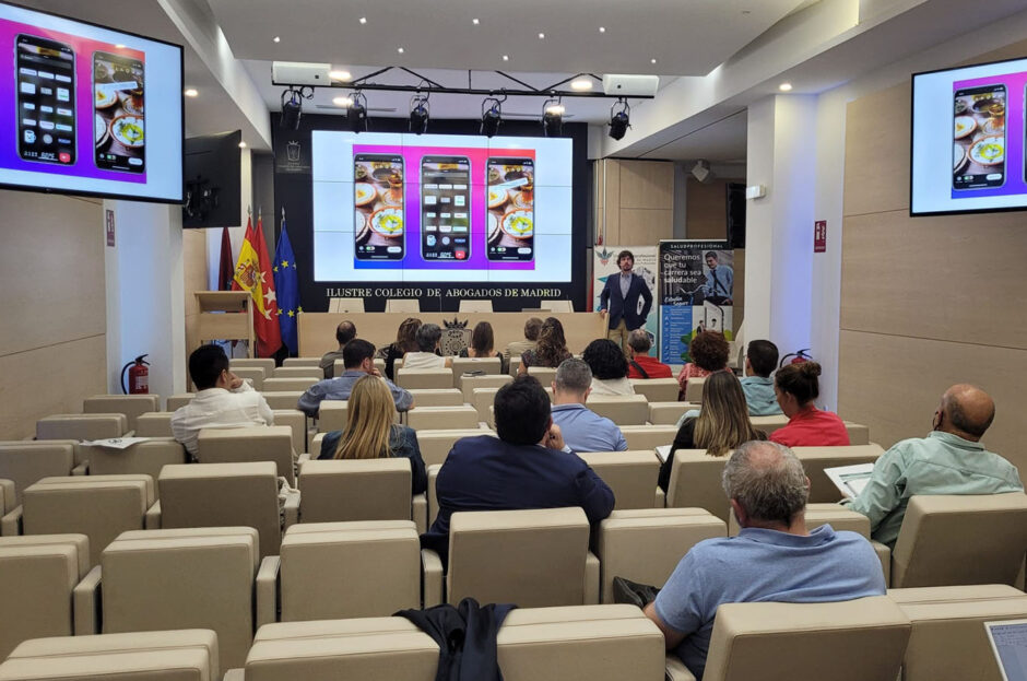 ÉXITO DE PARTICIPACIÓN DE LOS COLEGIOS PROFESIONALES EN LA JORNADA SOBRE REDES SOCIALES ORGANIZADA DESDE UICM EN COLABORACIÓN CON LA EMPRESA EVENTEM