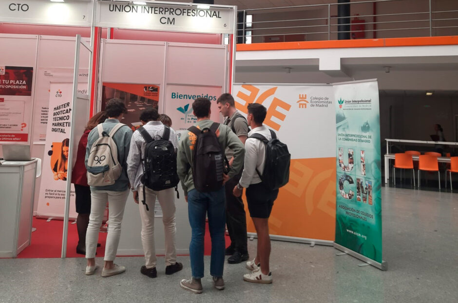 UNIÓN INTERPROFESIONAL DA A CONOCER LAS PROFESIONES A LOS ESTUDIANTES Y GRADUADOS DE LA UNIVERSIDAD COMPLUTENSE DURANTE EL FORO DE EMPLEO UCMPLEO23