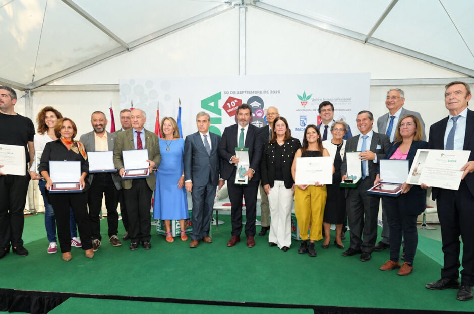 EL DÍA DE LAS PROFESIONES CIERRA SU 10ª EDICIÓN CON LA ENTREGA DE LOS PREMIOS UICM AL TALENTO Y COMPROMISO PROFESIONAL